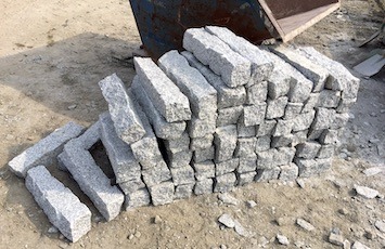 Kleine Granit-Palisaden für Wege und Blumenbeete