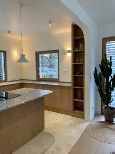 Blaty granitu strzegomskiego