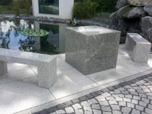 Ławki granitowe