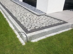 Kostka granitowa w ogrodzie