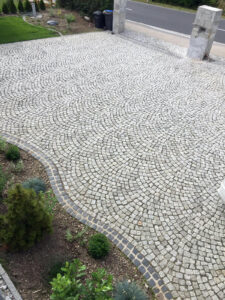 Kostka granitowa 7×9 cm